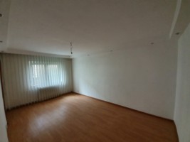 cantacuzino-paltinis-3camere-dec-etaj1-2balcoane-la-59000-euro